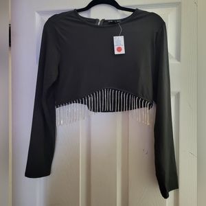 Black long sleeve crop w/ diamond dangles hanging from front silver zip back xl